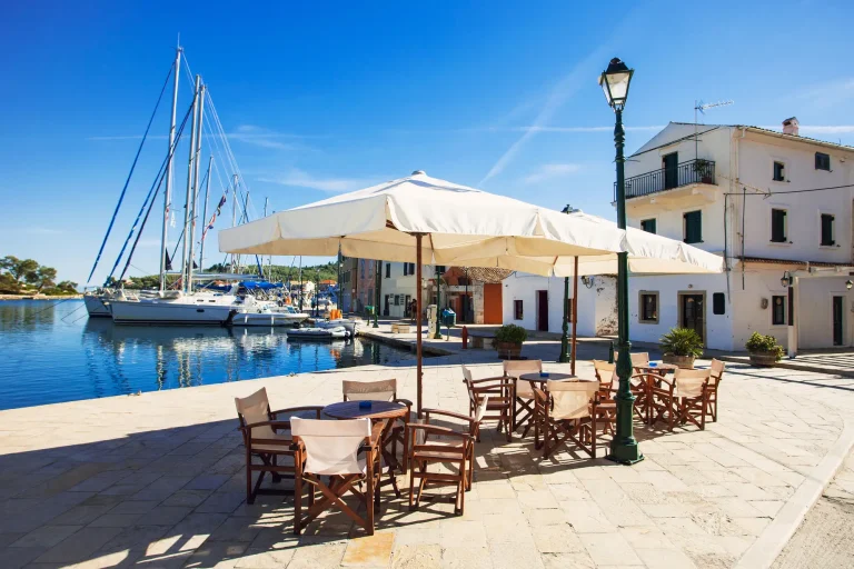 Private Boat Trips to Paxos and Antipaxos from Corfu