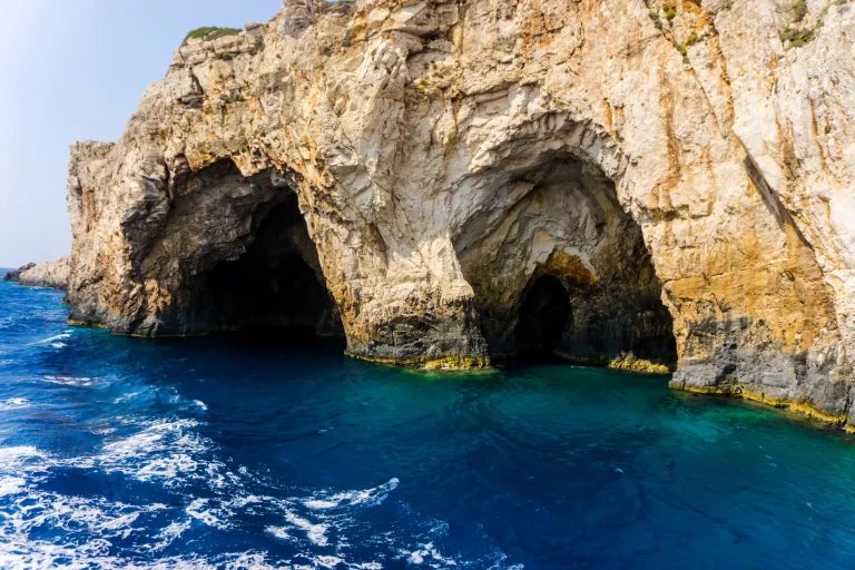 Private Boat Trips to Paxos and Antipaxos from Corfu