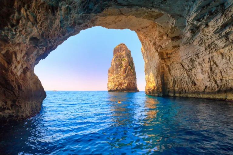 Private Boat Trips to Paxos and Antipaxos from Corfu